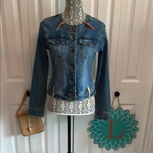 Stylish Denim Blue Women's Jacket